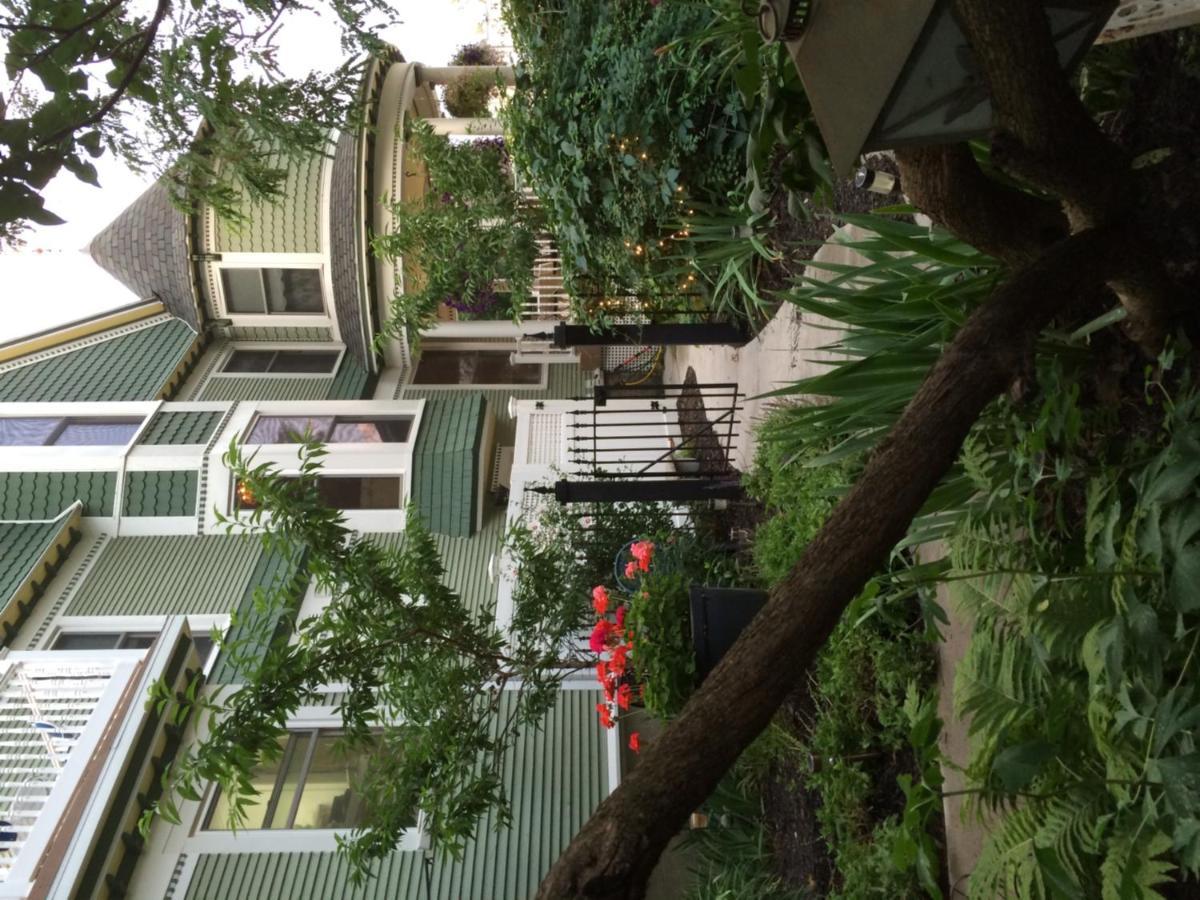 The Ginkgo Tree Acomodação com café da manhã Mount Pleasant Exterior foto